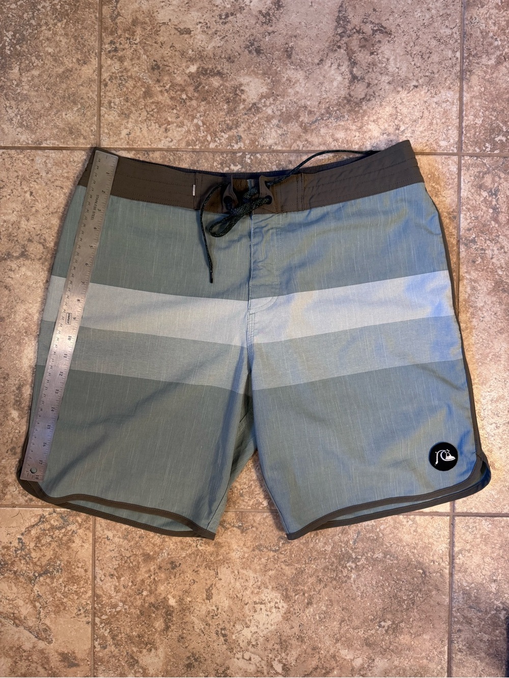 Quiksilver Men's Olive and Aqua Striped Boardshorts